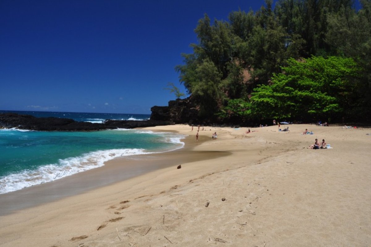 Lumahai Beach Information, Photos & More