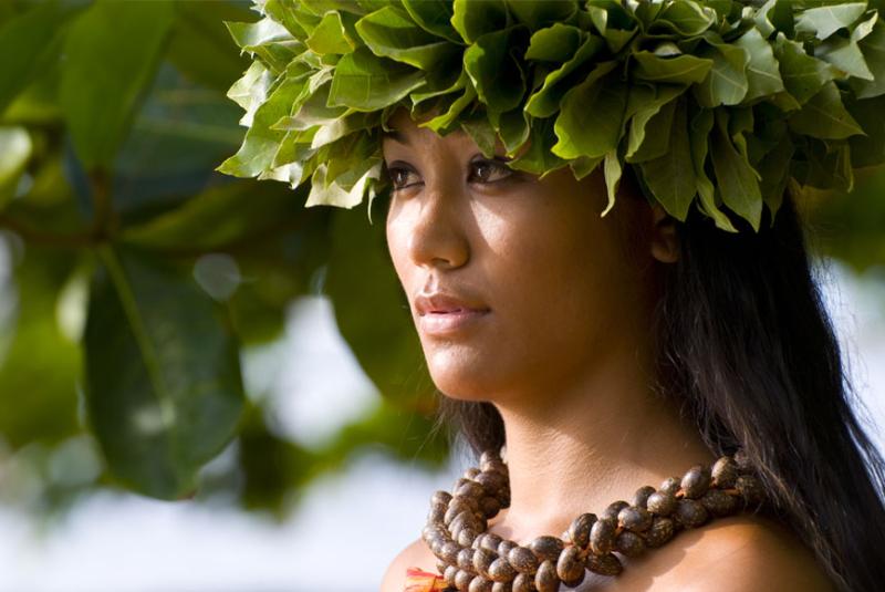 Hawaii Woman - Cultural Dress