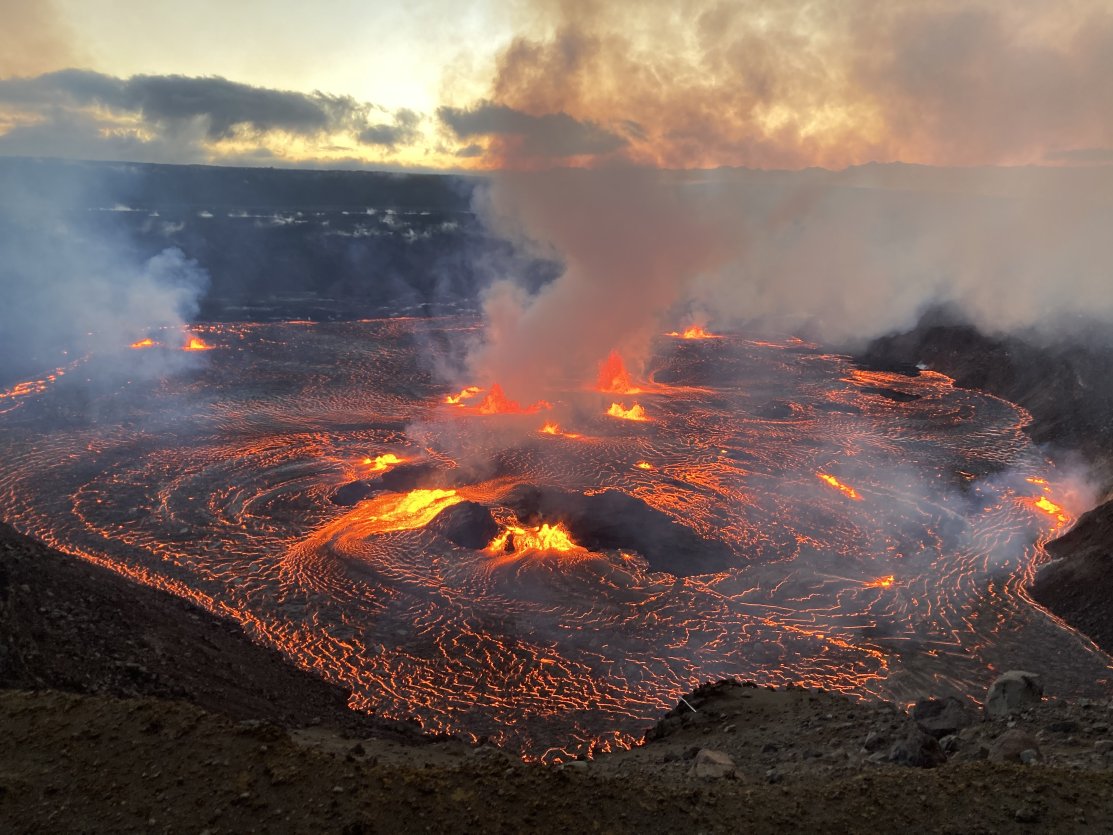 Hawaii Eruption Information & Lava Tracking Big Island